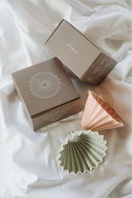 Load image into Gallery viewer, Origami Dripper S