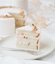 Load image into Gallery viewer, Chestnut and Blackcurrant Shortcake