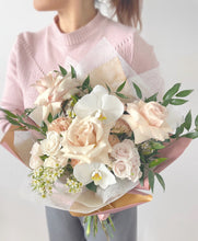 Load image into Gallery viewer, Mother&#39;s Day Bouquet - Collaboration with Aux Fleurs Folies

